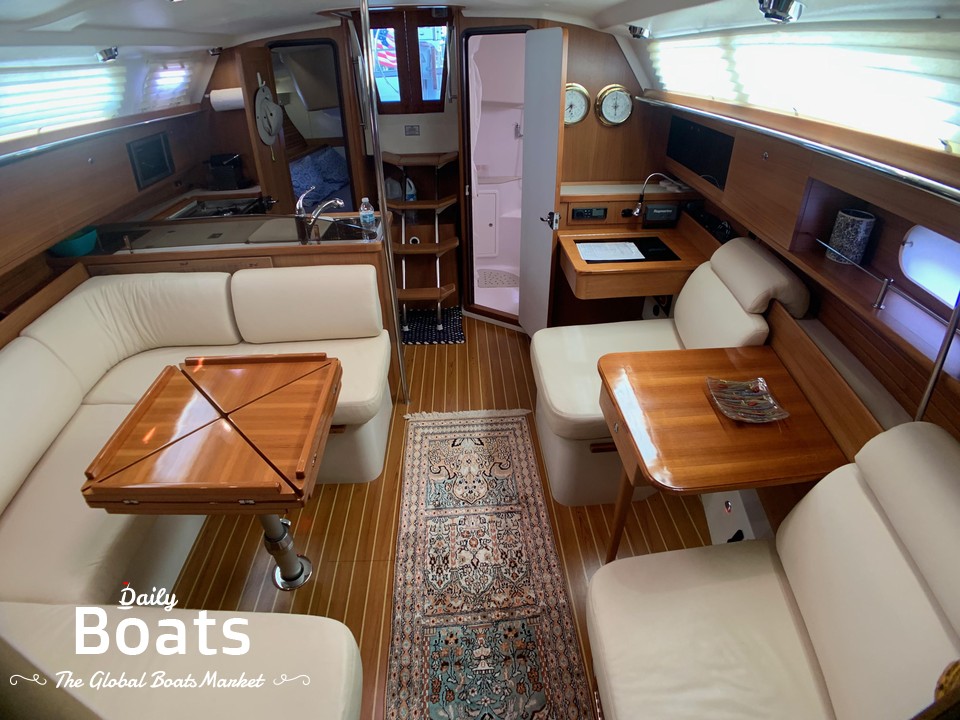 2011 Catalina 355 for sale. View price, photos and Buy 2011 Catalina