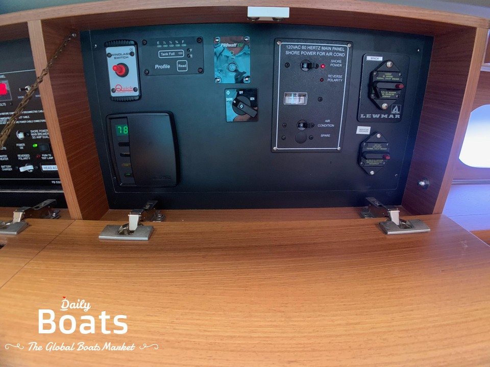 2011 Catalina 355 for sale. View price, photos and Buy 2011 Catalina