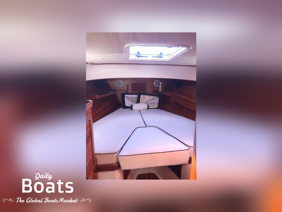 2000 Hinckley Picnic36 for sale. View price, photos and Buy 2000