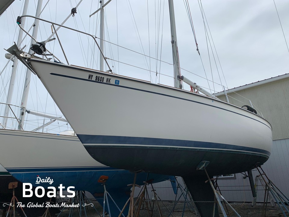 1984 Pearson 34 for sale. View price, photos and Buy 1984 Pearson 34