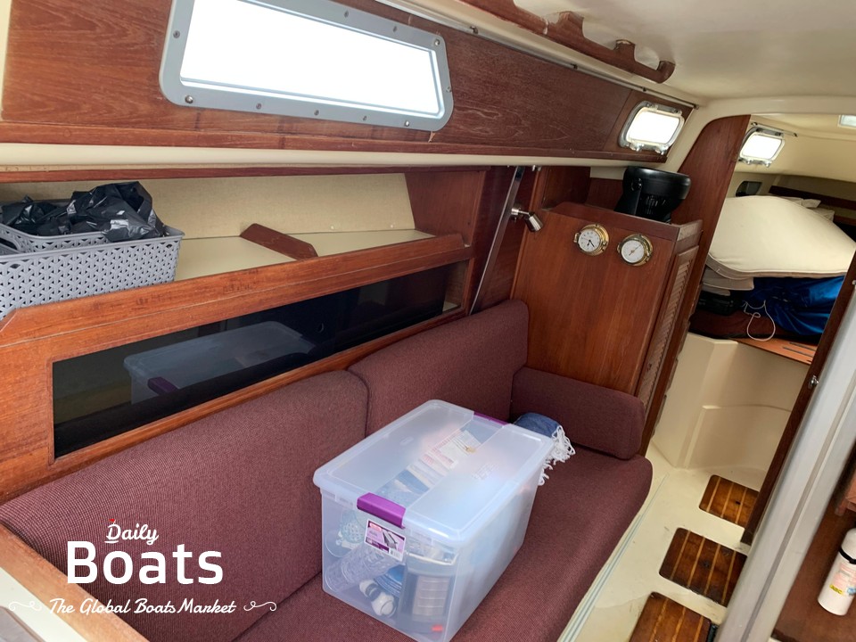 1984 Pearson 34 for sale. View price, photos and Buy 1984 Pearson 34