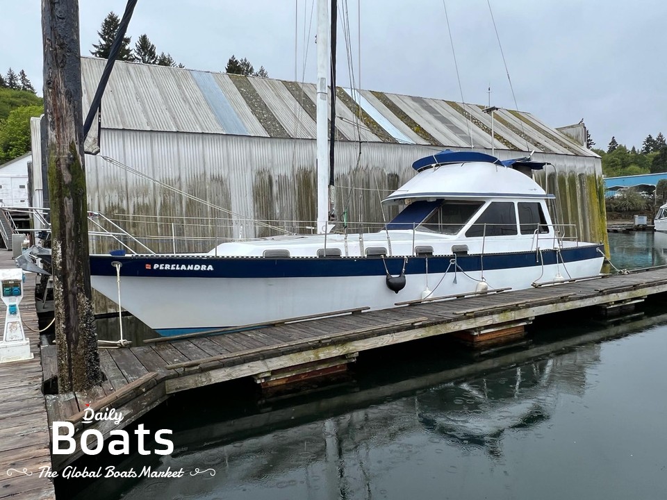 1981 Lancer Pilothouse Motorsailor for sale. View price, photos and Buy