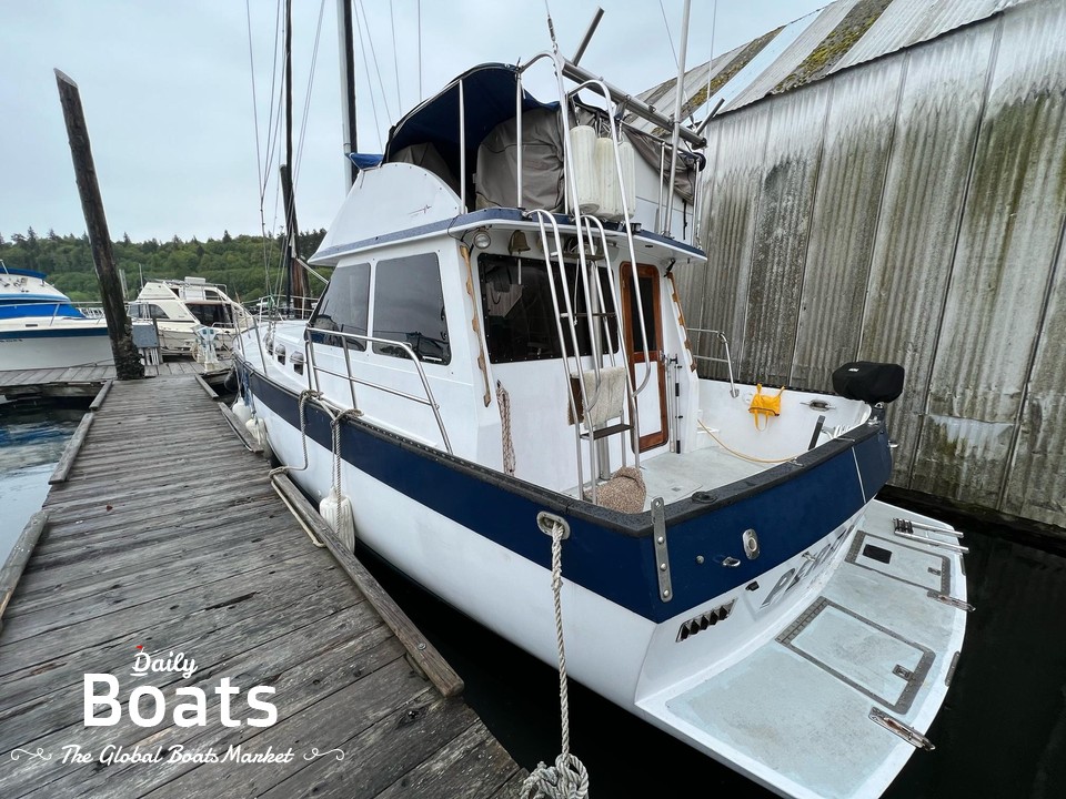 1981 Lancer Pilothouse Motorsailor for sale. View price, photos and Buy