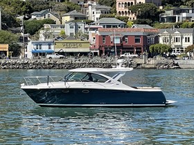 2017 Tiara Yachts 31 Coronet