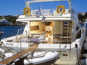 1992 Ferretti Yachts 58