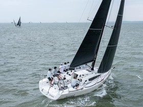 2017 J Boats J/112E for sale
