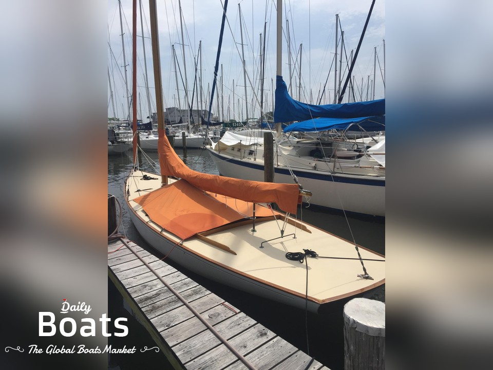 1995 Daysailer Snug Harbor Yachts for sale. View price, photos and Buy