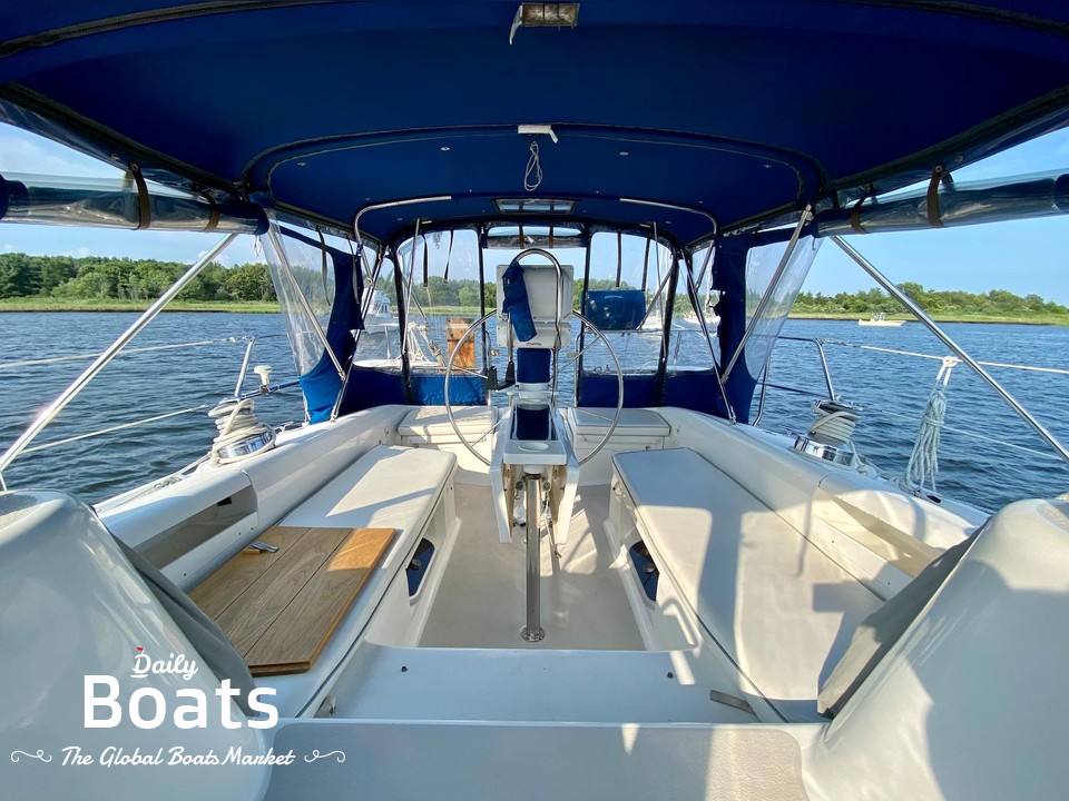 1998 Catalina 380 for sale. View price, photos and Buy 1998 Catalina