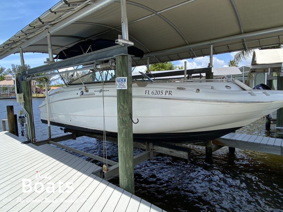 2014 Hurricane Sundeck 2400 Ob for sale. View price, photos and Buy