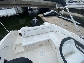 2014 Sea Ray 220 Sundeck Outboard на продажу