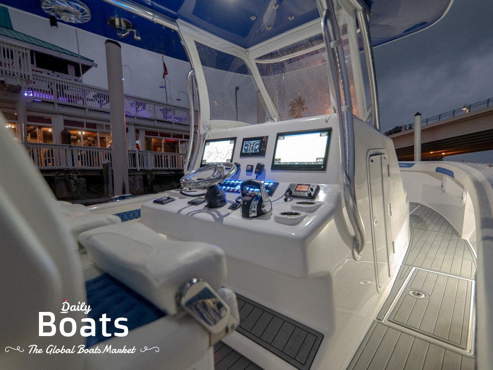 2021 Front Runner Center Console for sale View price photos and Buy 2021 Front Runner Center Console for sale View price photos and Buy