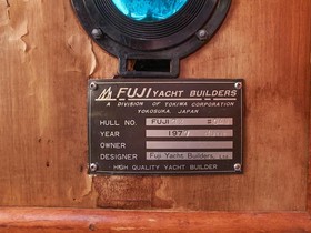 1977 Fuji 32 Cutter