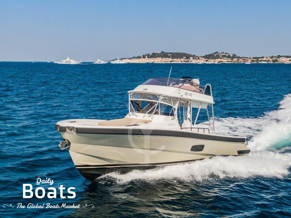 2013 Bluegame 40 Explorer