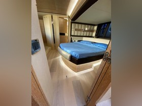2013 Azimut 64