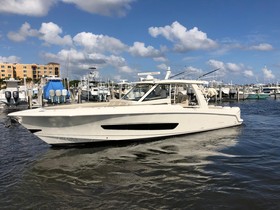 Купить 2019 Boston Whaler 420 Outrage