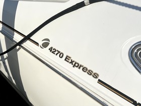 2002 Cruisers Yachts 4270 Express te koop