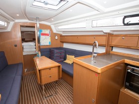 2013 Bavaria Cruiser 33