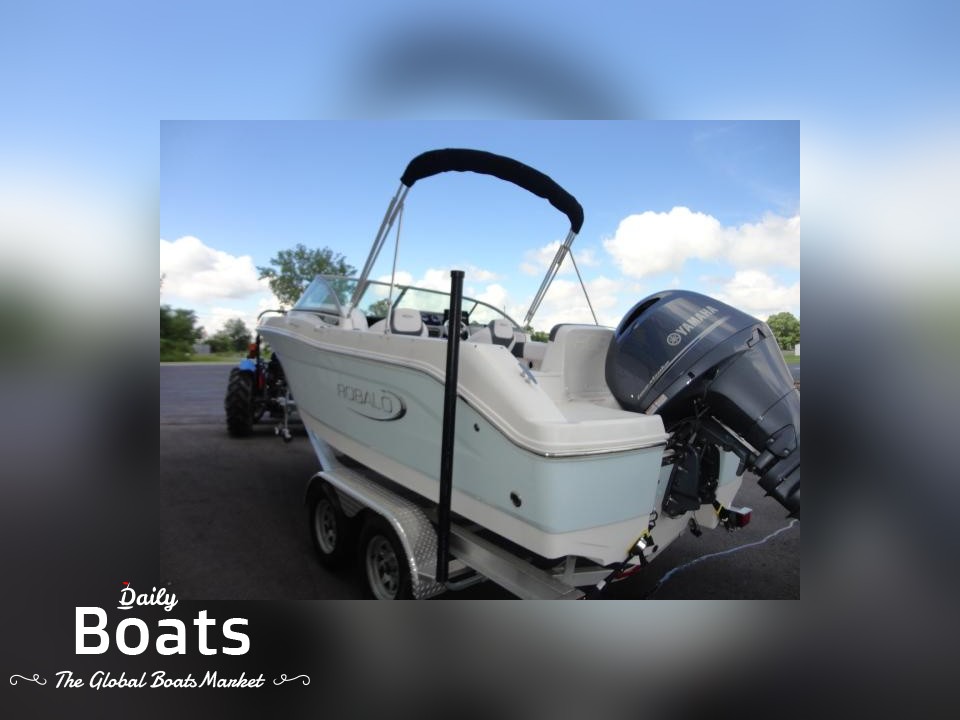2019 Robalo R207 Dual Console for sale. View price, photos and Buy 2019 ...