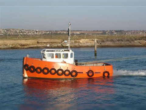 Newbury 10M Tug Workboat