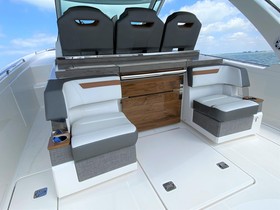 2021 Tiara Yachts 38 Ls