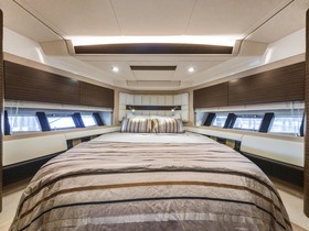 2015 Azimut Flybridge