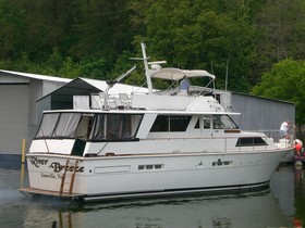 Trojan 54 Deckhouse Motoryacht