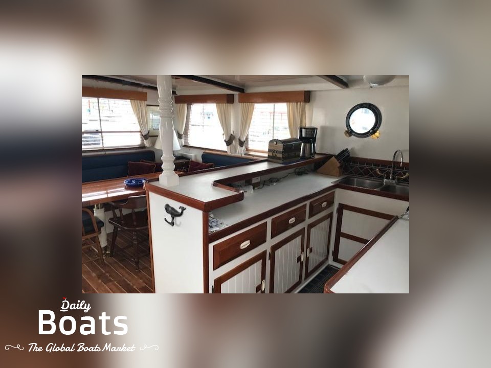 1967 Willard Pilothouse for sale. View price, photos and Buy 1967