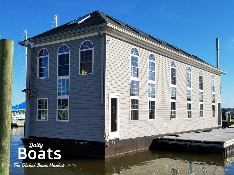 2000 Barge Custom for sale. View price, photos and Buy 2000 Barge