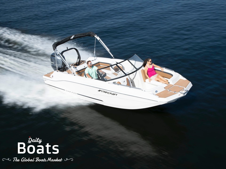 Motor deck boats