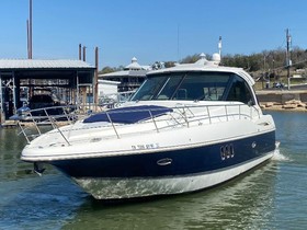 Cruisers Yachts 43 Sports Coupe