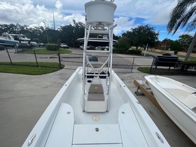 2008 Ranger 2400 Bay