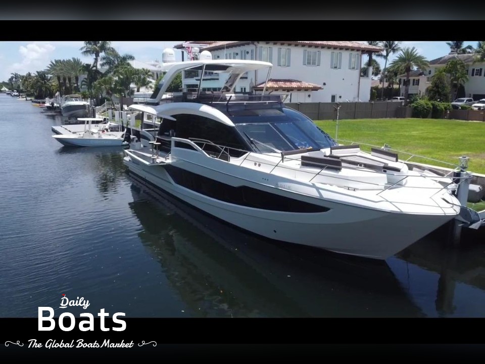 2019 Galeon Flybridge