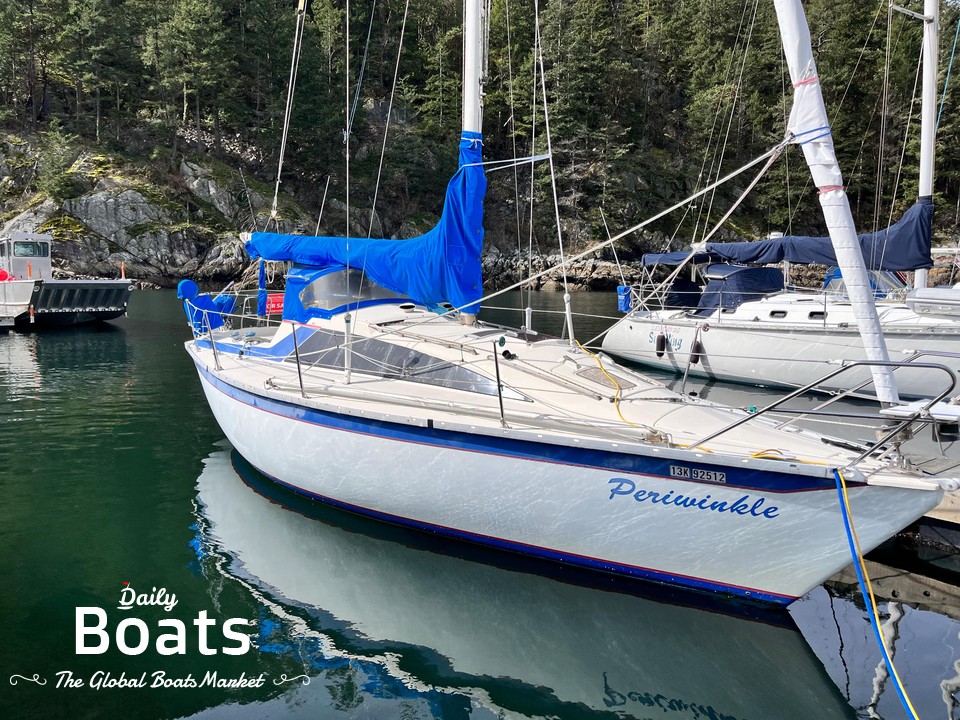 1981 Yamaha Boats 30 Ft Sailing Racer Cruiser for sale. View price ...