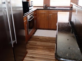 2011 Hatteras 105 Motor Yacht