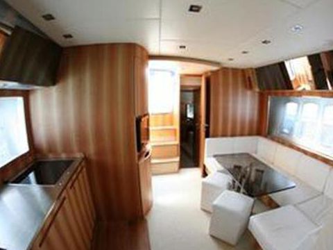 2008 Absolute 56 Ht en venta