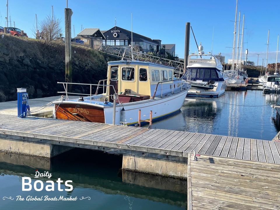 1986 Motor Yacht Guernsey 10M for sale. View price, photos and Buy 1986 Motor Yacht Guernsey 10M