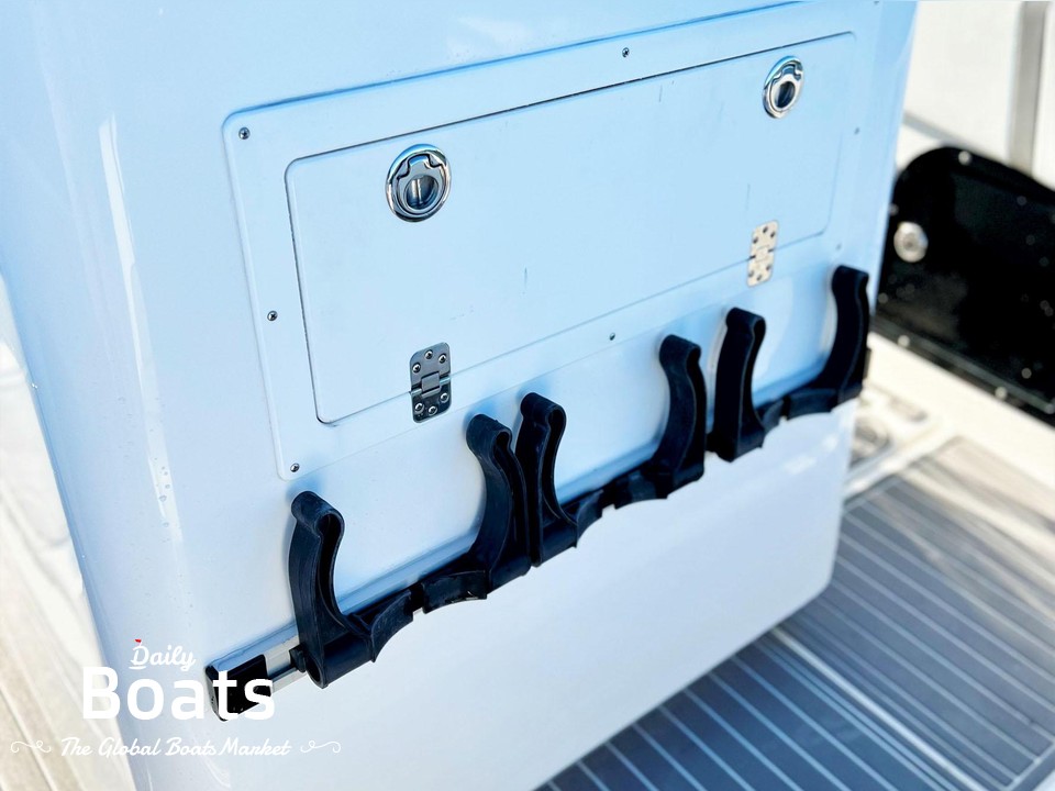 2014 Midnight Express 34 Center Console for sale. View price, photos