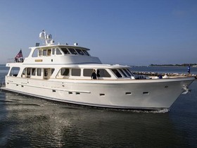 Offshore Yachts 80 Voyager Grand Salon
