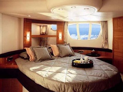 2007 Azimut 55E