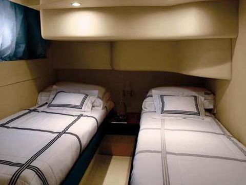 Αγοράστε 2007 Azimut 55E