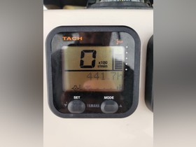 2007 Cobia 235Cc
