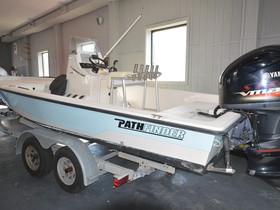 Koupit 1999 Pathfinder Bay Boat