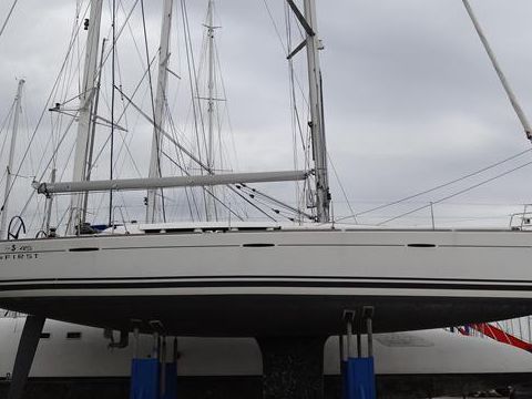 Beneteau First 45