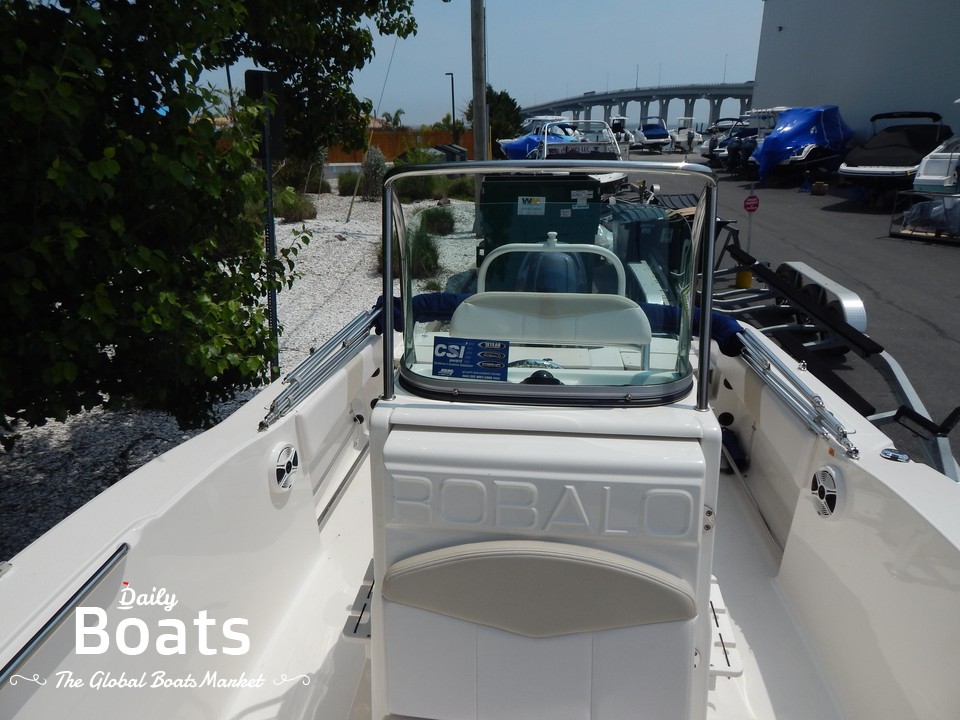 2013 Robalo R200 Center Console for sale. View price, photos and Buy