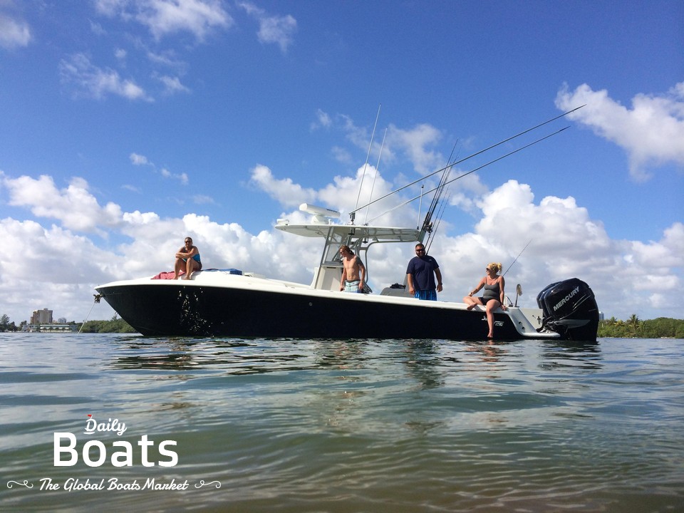 2014 SeaVee 340B Cuddy