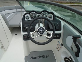 Vegyél 2022 NauticStar 243Dc Sport Deck