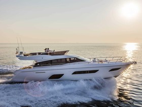 Ferretti Yachts 550