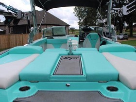 2019 Mastercraft Xt 23
