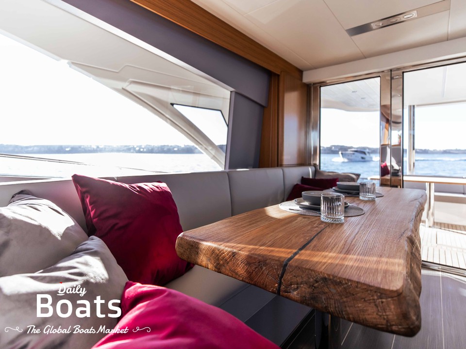 Ocean Class 68 Fly Hybrid