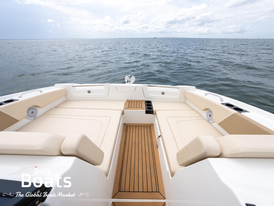 2022 Aquila 32 Sport Catamaran for sale. View price, photos and Buy